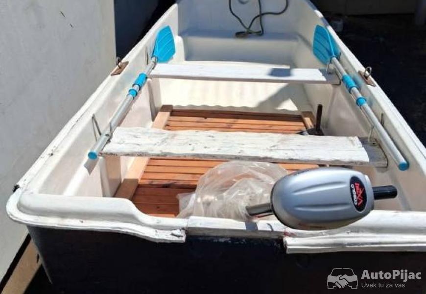 prodajem_mini_shark_camac_7_polovni_automobili_autopijac.rs