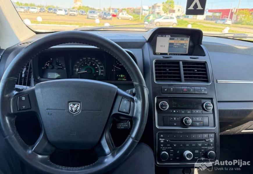 2010_dodge_journey_10_polovni_automobili_autopijac.rs