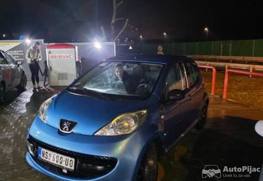 peugeot_107_2_polovni_automobili_autopijac.rs