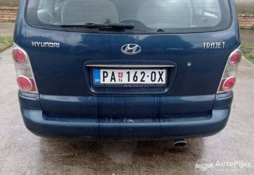 2006_hyundai_trajet_3_polovni_automobili_autopijac.rs