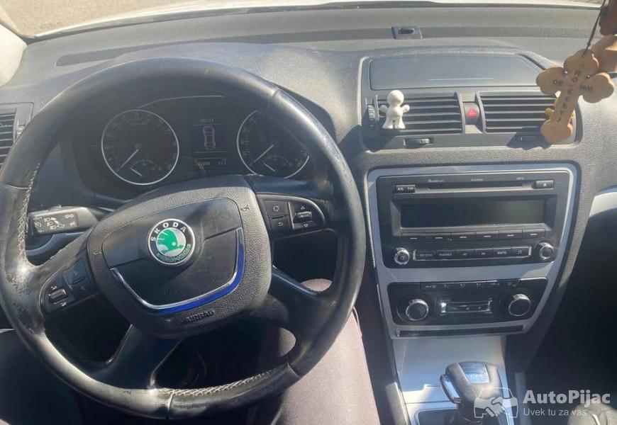 2009_skoda_oktavia_7_polovni_automobili_autopijac.rs