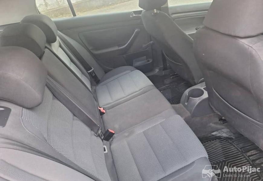 golf_5_19_tdi_66_kilovata_9_polovni_automobili_autopijac.rs