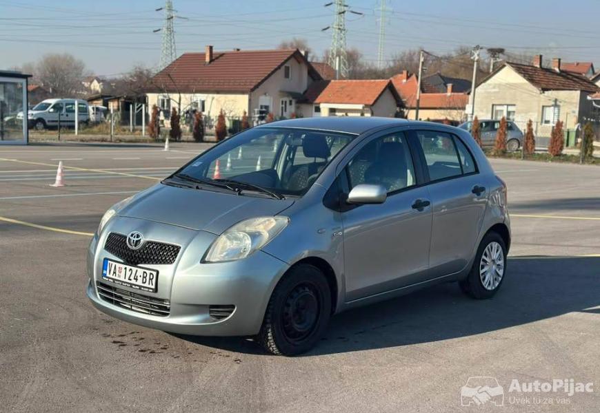 toyota_yaris_14_d_2_polovni_automobili_autopijac.rs