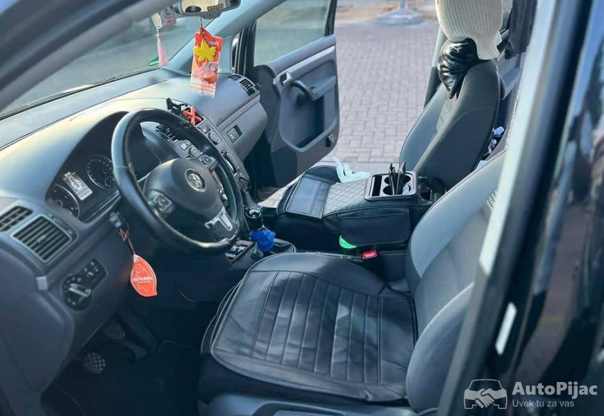 wv_turan_2014_10_polovni_automobili_autopijac.rs
