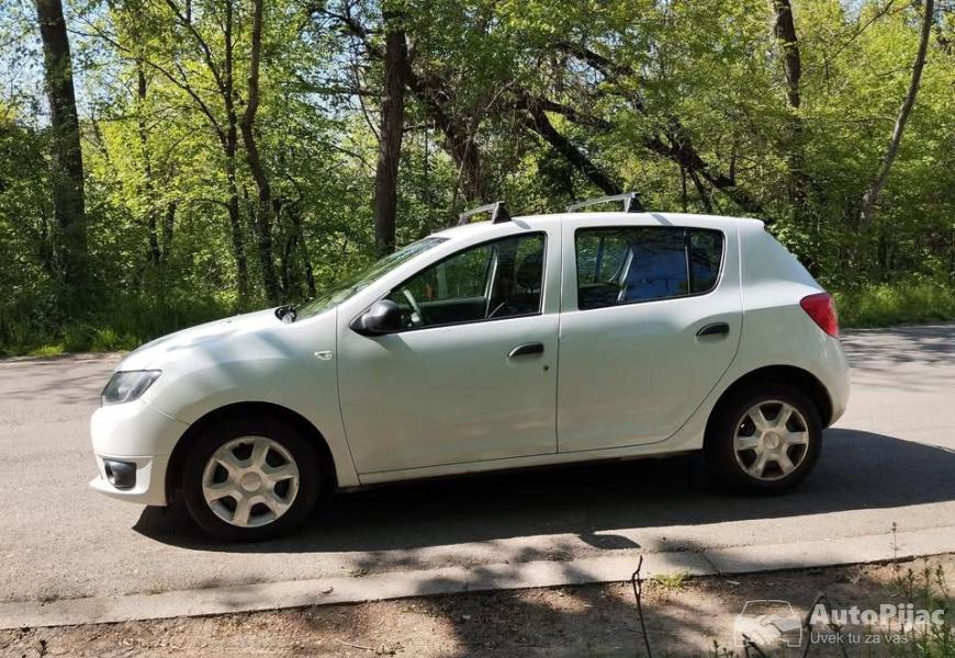 2015_dacia_sandero_12_ambience_3_polovni_automobili_autopijac.rs