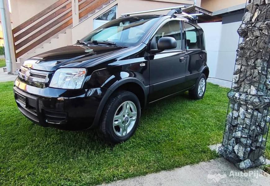 2010_fiat_panda_4x4_4_polovni_automobili_autopijac.rs