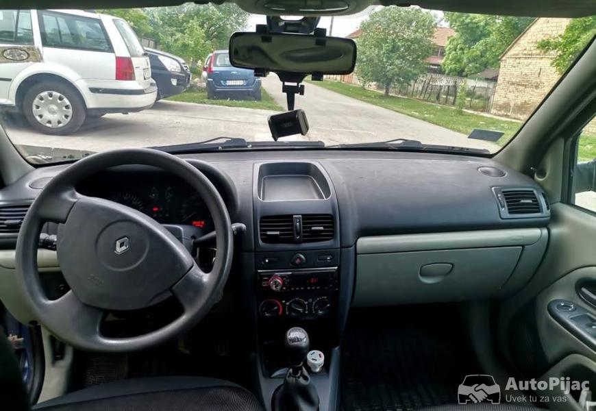 2002_renault_clio_5_polovni_automobili_autopijac.rs