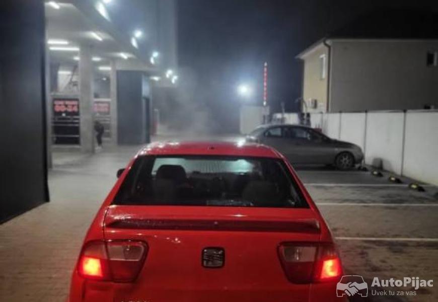 seat_cordoba_4_polovni_automobili_autopijac.rs