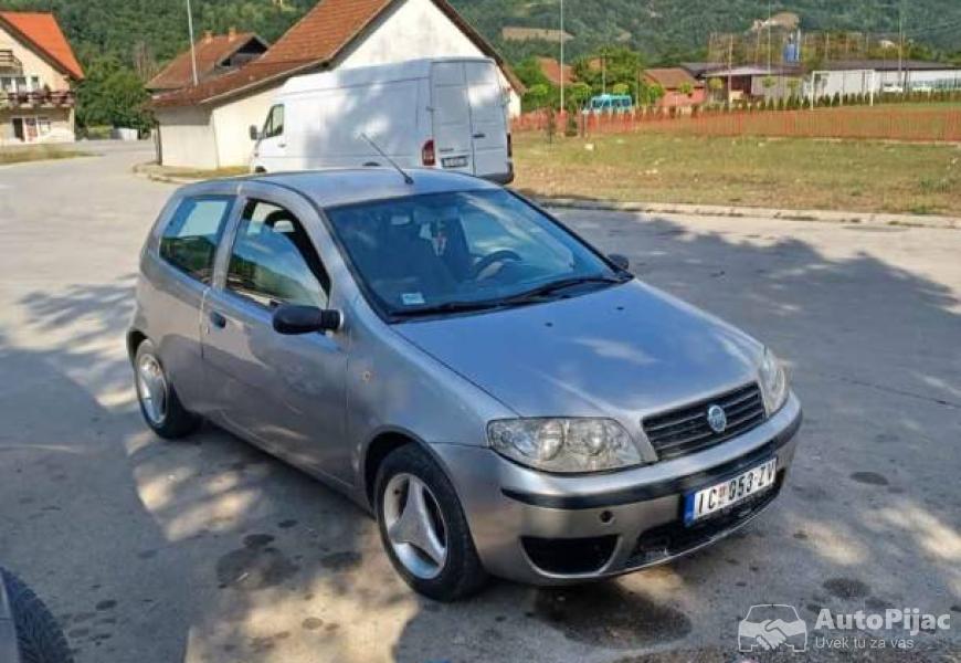 2005_fijat_punto_5_polovni_automobili_autopijac.rs