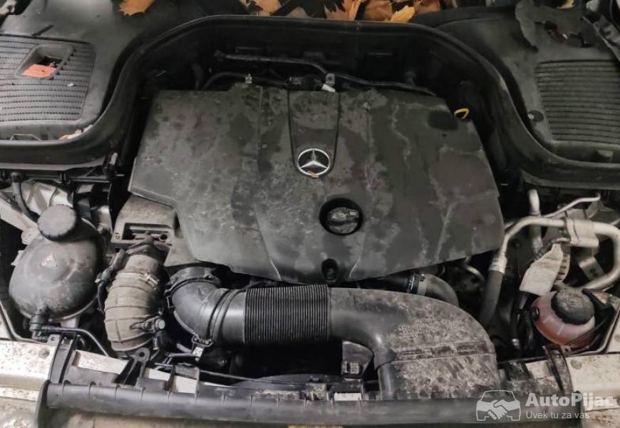 mercedes_glc_220_cdi_4_matic_2018_godina_4x4_autom_7_polovni_automobili_autopijac.rs