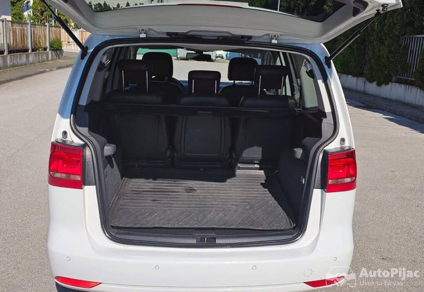 2014_volkswagen_touran_8_polovni_automobili_autopijac.rs