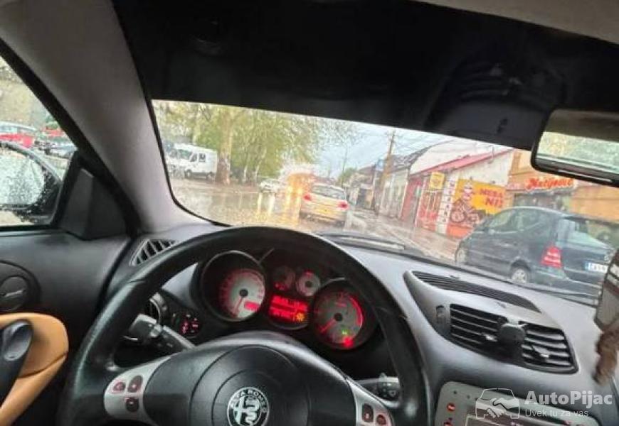 alfa_gt_10_polovni_automobili_autopijac.rs