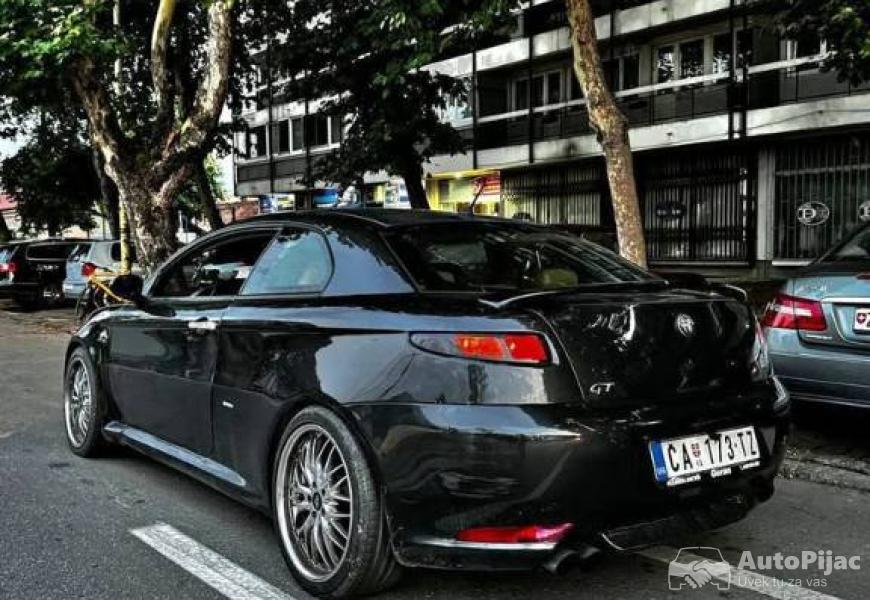 alfa_gt_1_polovni_automobili_autopijac.rs