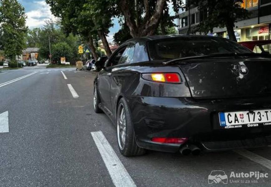 alfa_gt_2_polovni_automobili_autopijac.rs