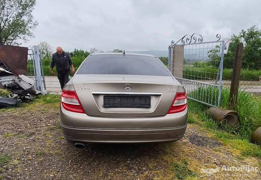 mercedes_benz_c220_w204_delovi_vlasotince_4_polovni_automobili_autopijac.rs