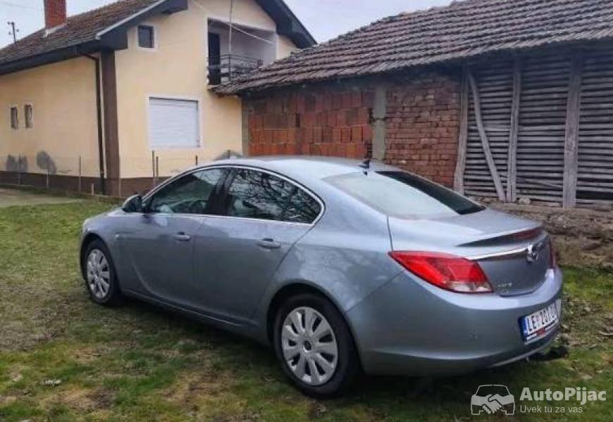 2009_opel_insignia_3_polovni_automobili_autopijac.rs