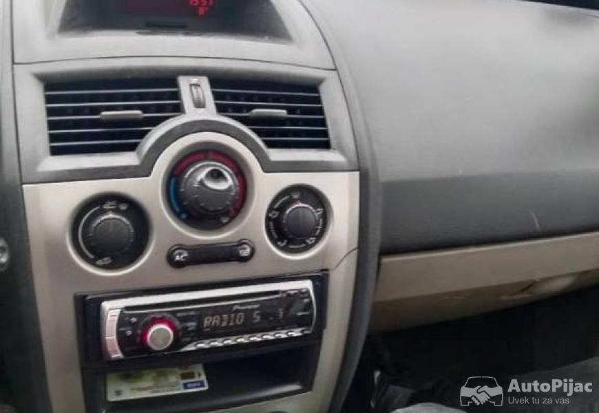 reno_megan_16_benzin_2003_god_reg_do_9_meseca_5_polovni_automobili_autopijac.rs