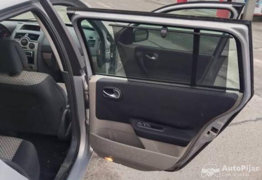 reno_megan_16_benzin_2003_god_reg_do_9_meseca_6_polovni_automobili_autopijac.rs