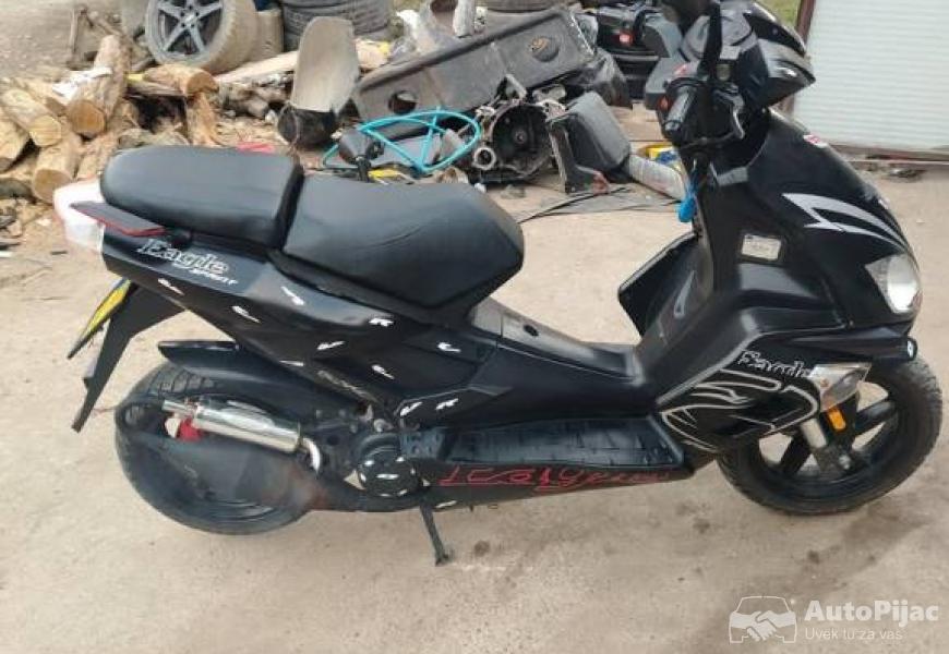 skuter_2_polovni_automobili_autopijac.rs