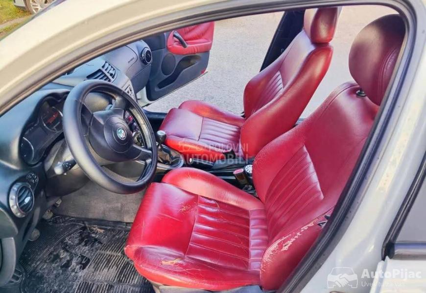 alfa_romeo_147_restyling_6_polovni_automobili_autopijac.rs