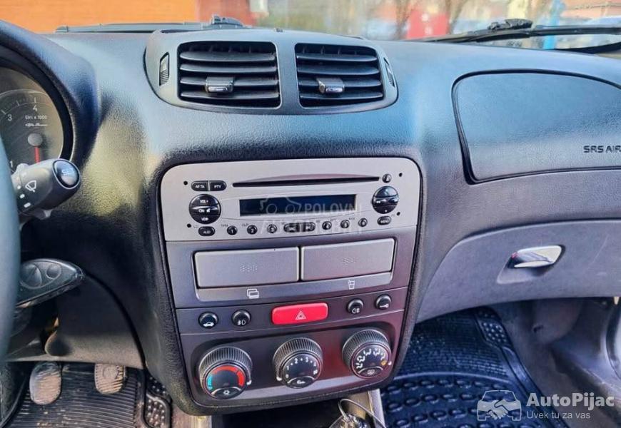 alfa_romeo_147_restyling_9_polovni_automobili_autopijac.rs