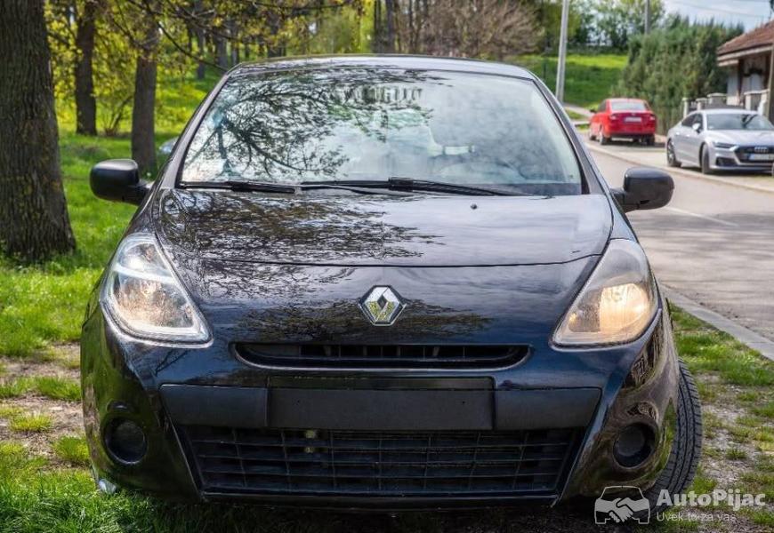 renault_clio_12_16v_registrovan_do_052027_tek_serv_2_polovni_automobili_autopijac.rs