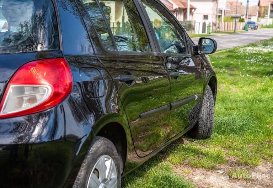 renault_clio_12_16v_registrovan_do_052027_tek_serv_4_polovni_automobili_autopijac.rs