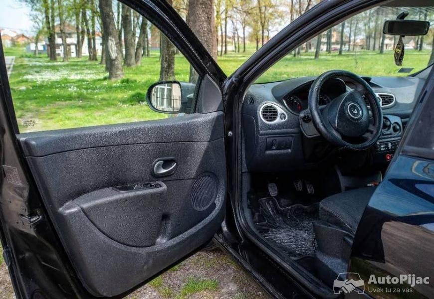 renault_clio_12_16v_registrovan_do_052027_tek_serv_7_polovni_automobili_autopijac.rs