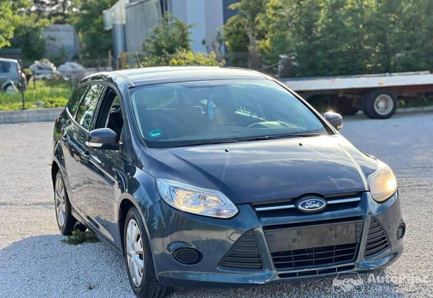 ford_focus_16_76kw_2012_1_polovni_automobili_autopijac.rs