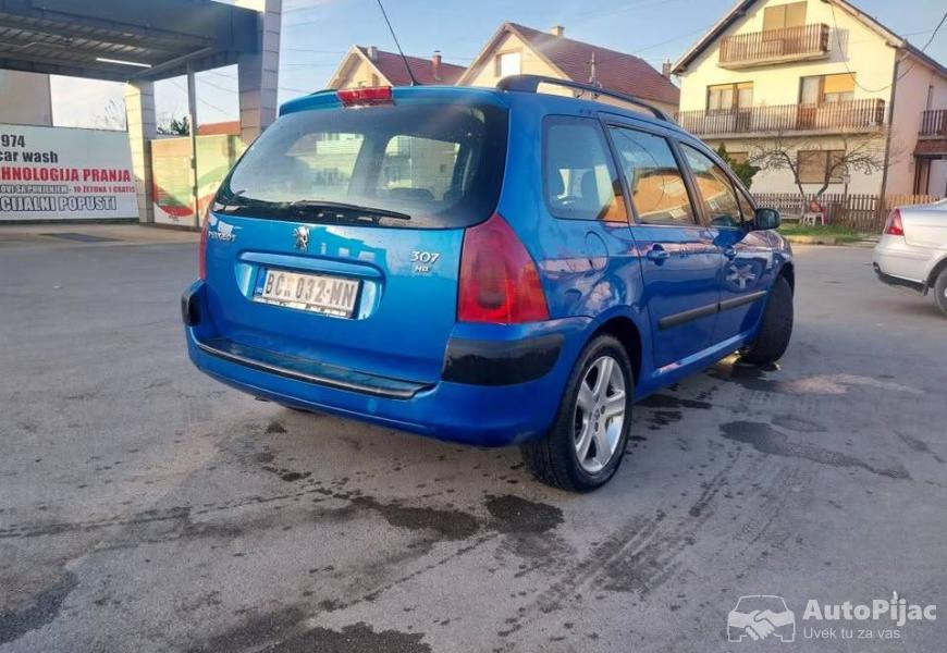 pezo_307_20hdi_107ks_79kw_3_polovni_automobili_autopijac.rs