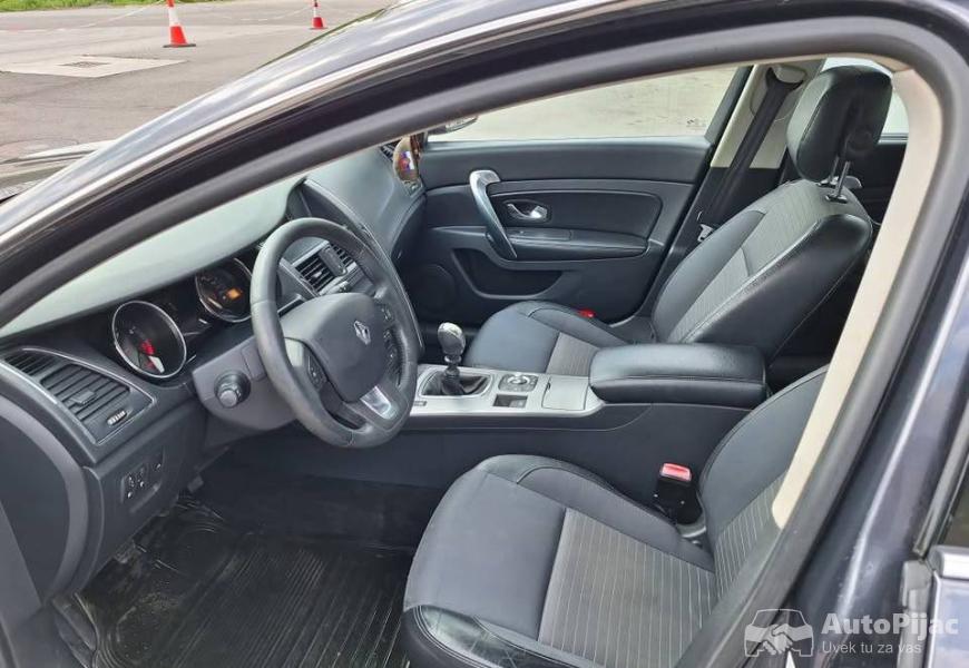 renault_latitude_10_polovni_automobili_autopijac.rs