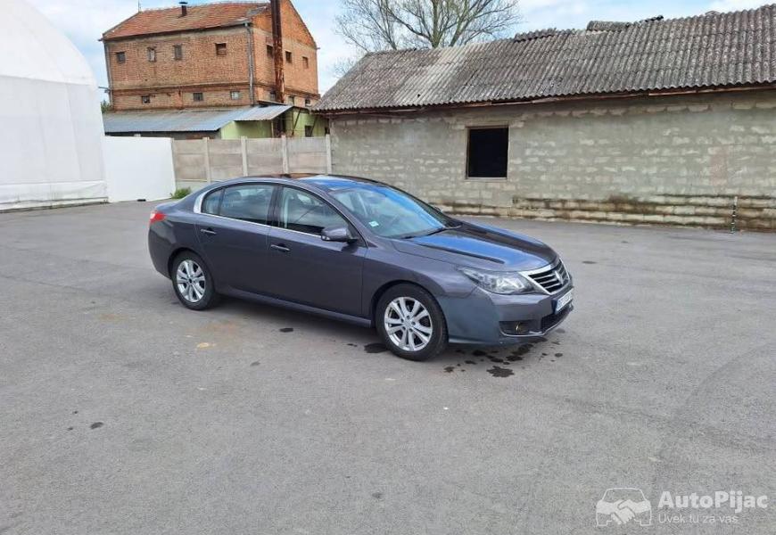 renault_latitude_3_polovni_automobili_autopijac.rs