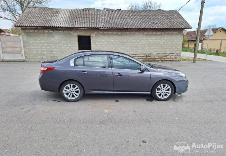 renault_latitude_4_polovni_automobili_autopijac.rs