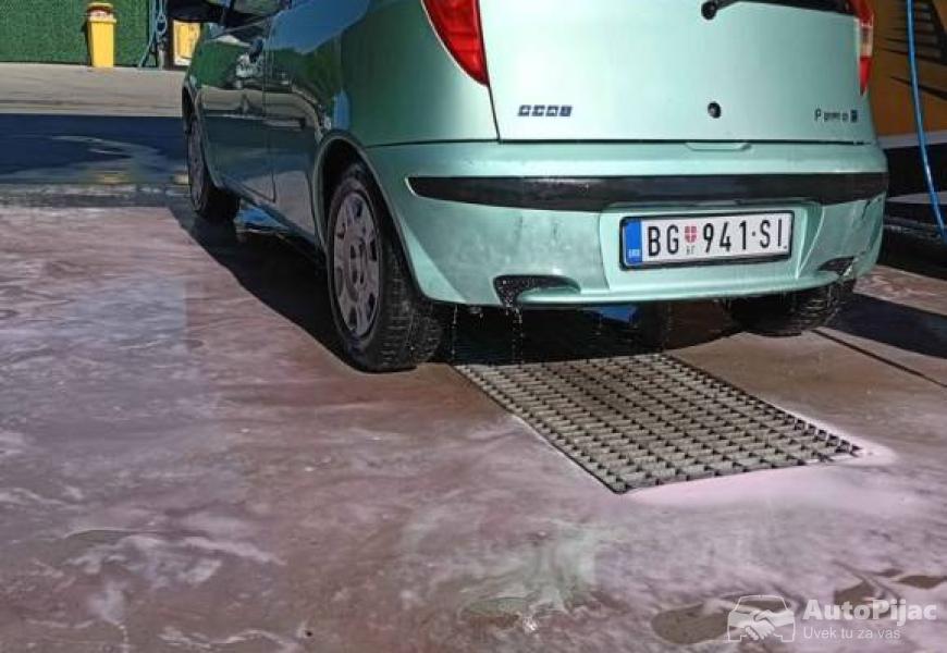 fiat_punto_12_benzin_5_polovni_automobili_autopijac.rs