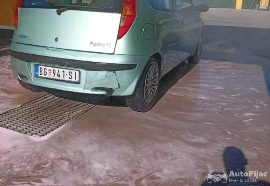 fiat_punto_12_benzin_7_polovni_automobili_autopijac.rs
