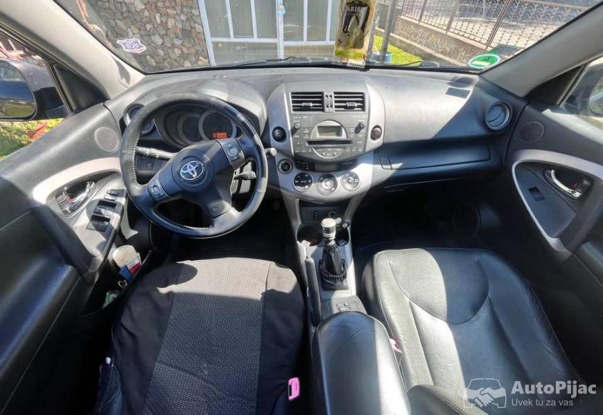 toyota_rav4_9_polovni_automobili_autopijac.rs