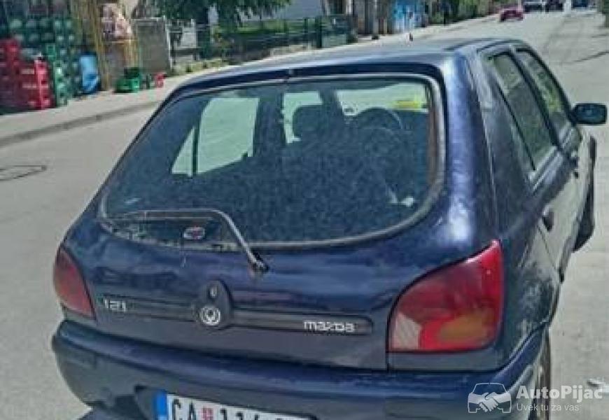 mazda_121_2_polovni_automobili_autopijac.rs