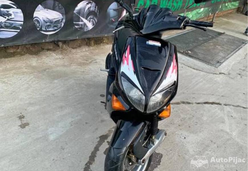 prodajem_skuter_pezo_1_1997_50cc_1_polovni_automobili_autopijac.rs