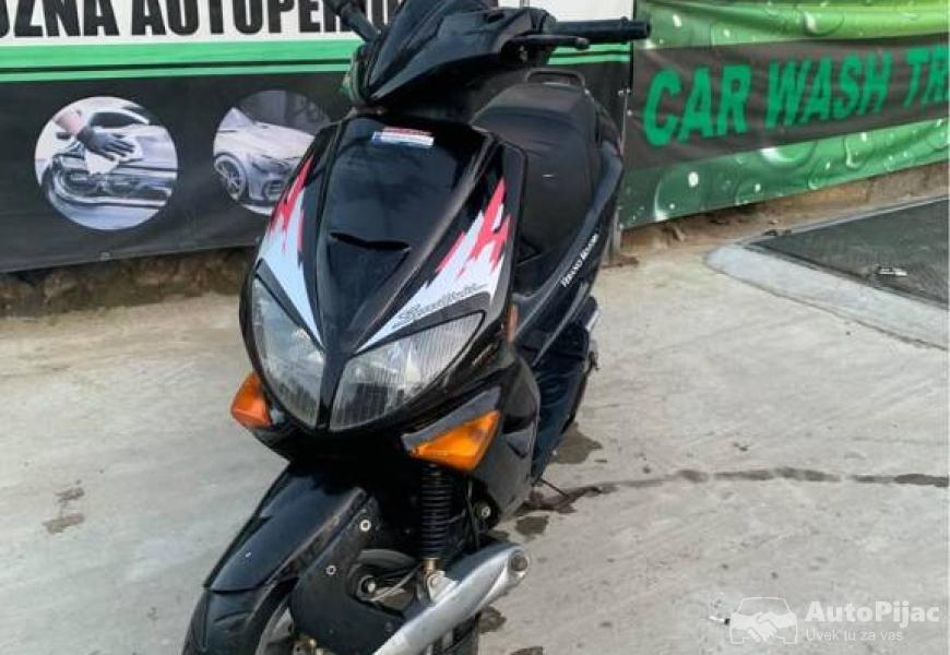 prodajem_skuter_pezo_1_1997_50cc_2_polovni_automobili_autopijac.rs