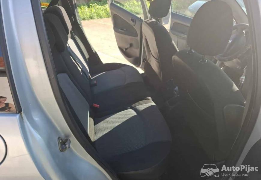 peugeot_8_polovni_automobili_autopijac.rs