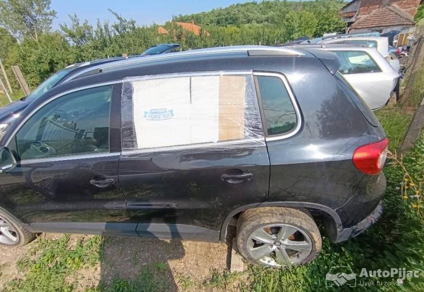 vw_tiguan_20_tdi_140ks_delovi_vlasotince_11_polovni_automobili_autopijac.rs
