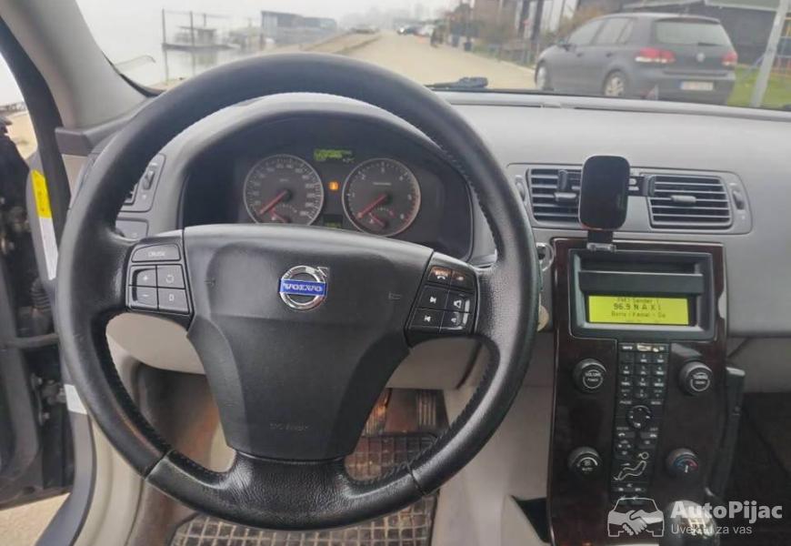 volvo_v50_16_hdi_80kw_2005godskoro_registrovan_4_z_9_polovni_automobili_autopijac.rs