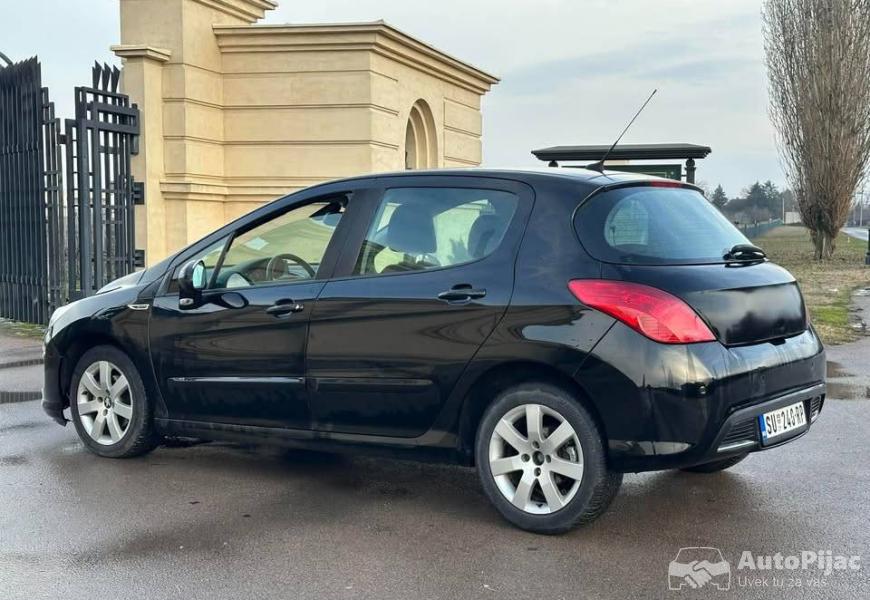 2010_peugeot_308_2012god_restayling_16hdi_116ks_re_14_polovni_automobili_autopijac.rs