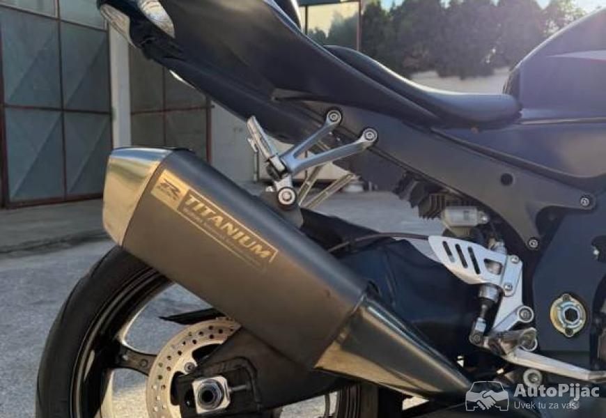 suzuki_gsxr_1000_2006_5_polovni_automobili_autopijac.rs