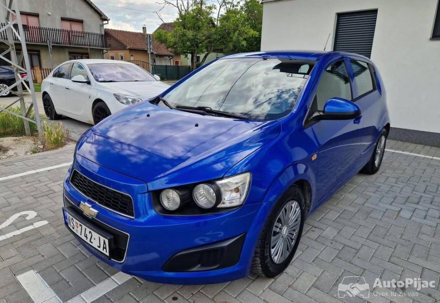 chevrolet_aveo_13mjtd_2012god_2_polovni_automobili_autopijac.rs
