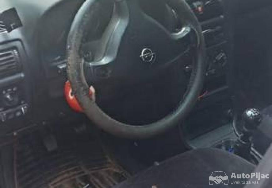 autozadeloveopelastradizel_2_polovni_automobili_autopijac.rs