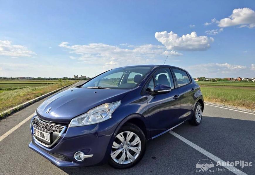 pezo_208_12vti_82ks_2013g_109000km_1_polovni_automobili_autopijac.rs