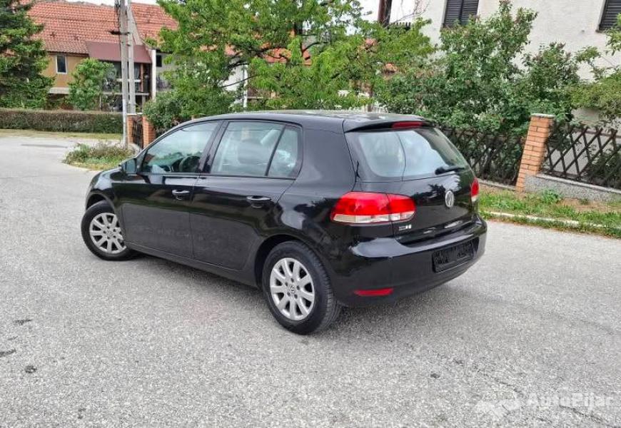 volkswagen_golf_6_14_benz_59_kw_10_nov_servisna_4_polovni_automobili_autopijac.rs