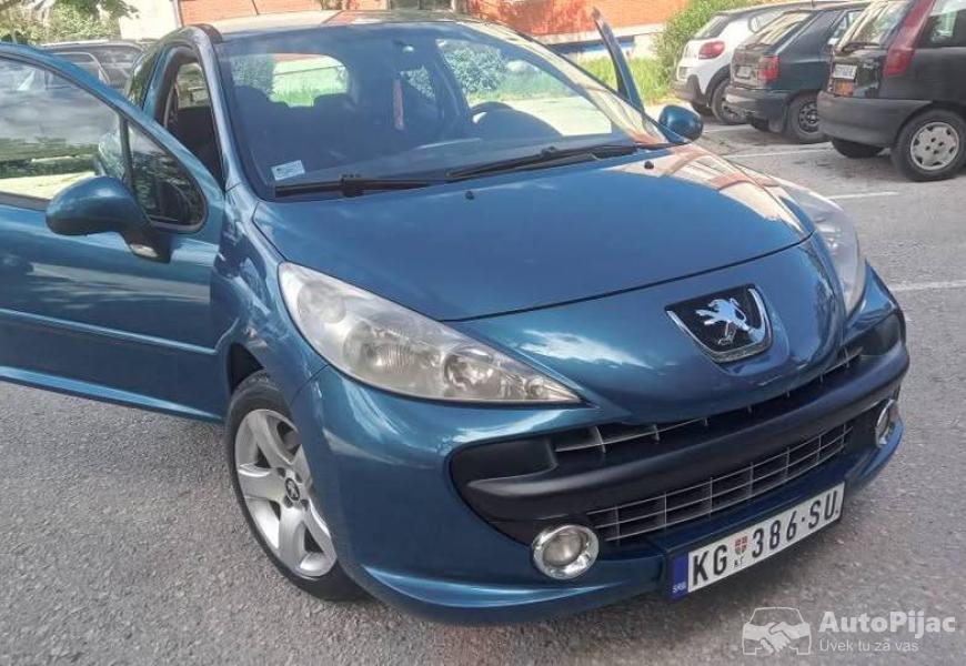 pezo_16_benzin_2_polovni_automobili_autopijac.rs