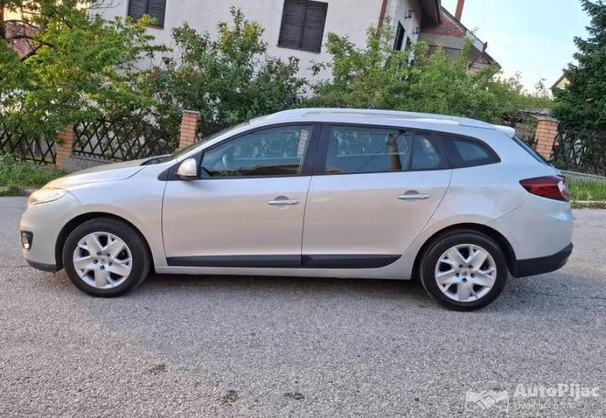 renault_megane_15_dci_13_god_nov_5_polovni_automobili_autopijac.rs